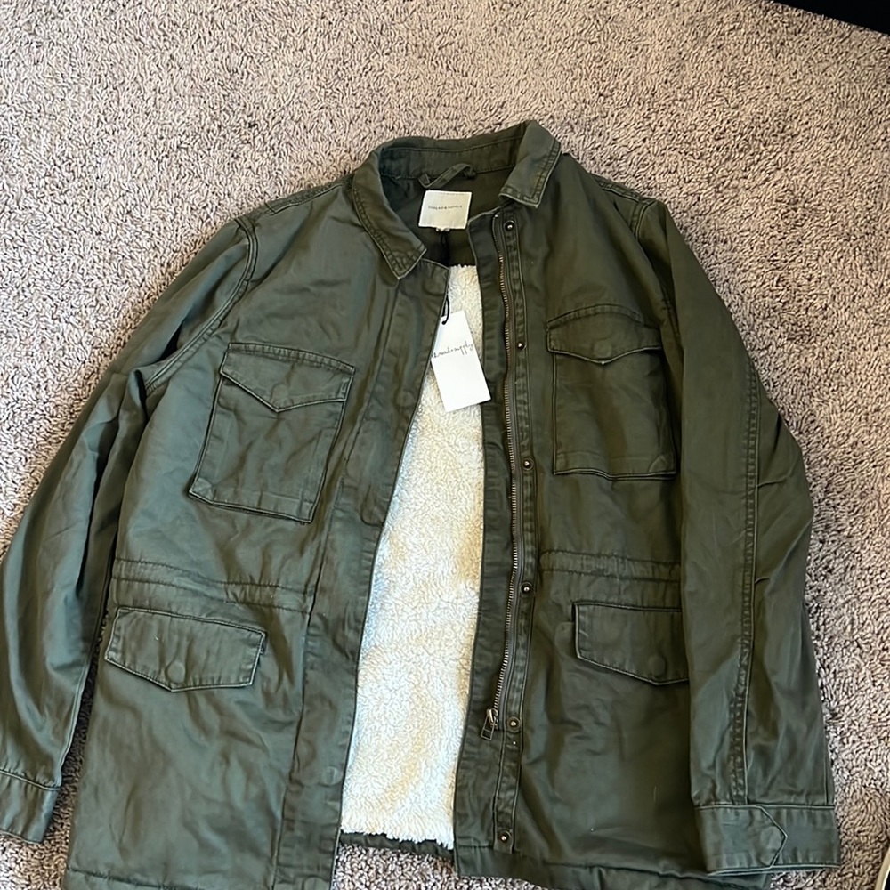 Trend and supply jacket